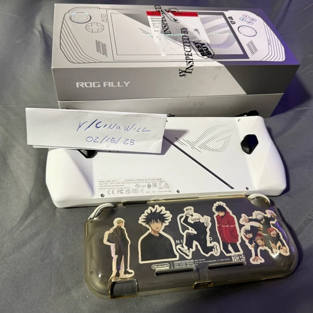 Ally White Handheld Gaming Console - Picture 3 of 5
